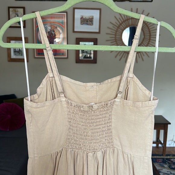 Tan Neutral Button Down Square Neck Midi Dress w. Adjustable Straps - Picture 4 of 4